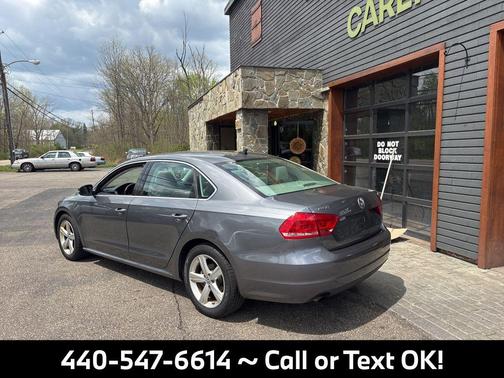 Platinum Gray Metallic 2015 Volkswagen Passat 1.8T Limited Edition