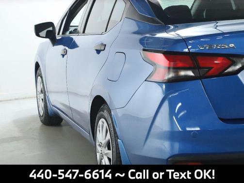 Electric Blue Metallic 2020 Nissan Versa 1.6 S
