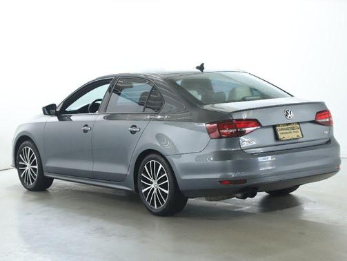 2016 Volkswagen Jetta 1.8T Sport