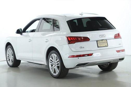 2019 Audi Q5 2.0T Premium Plus