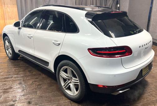 2018 Porsche Macan Base