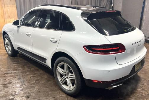 2018 Porsche Macan Base