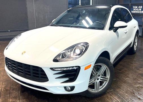 2018 Porsche Macan Base