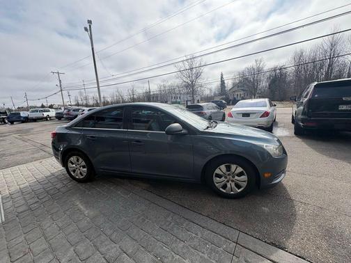 2012 Chevrolet Cruze LS