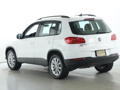 2017 Volkswagen Tiguan Limited 2.0T