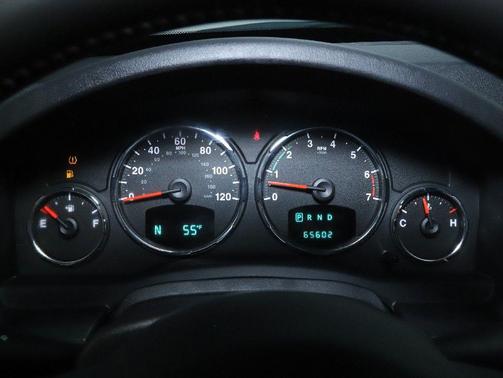 Black Forest Green Pearlcoat 2012 Jeep Liberty Sport