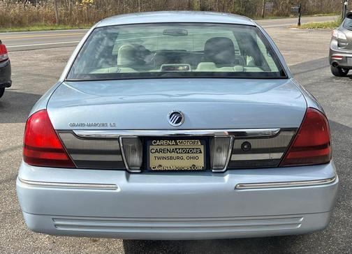 2010 Mercury Grand Marquis LS (Fleet Only)