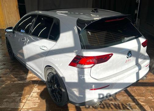 2022 Volkswagen Golf GTI 2.0T SE DSG