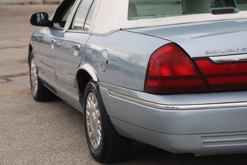 2004 Mercury Grand Marquis GS
