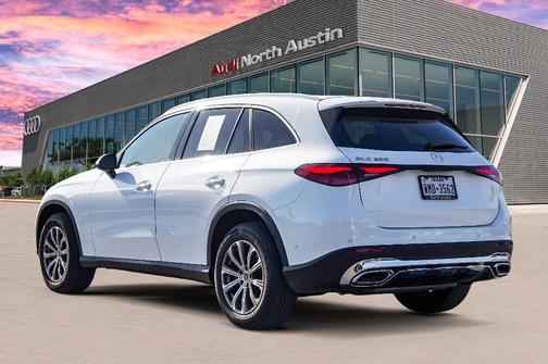 2024 Mercedes-Benz GLC 300 Base