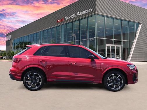 2025 Audi Q3 45 S line Premium