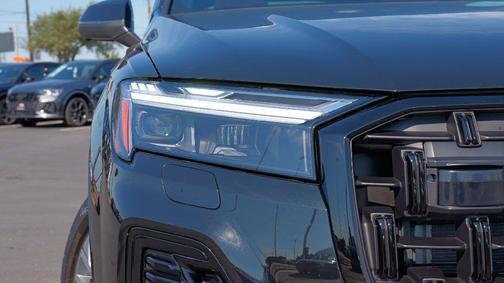 2025 Audi Q7 45 Premium