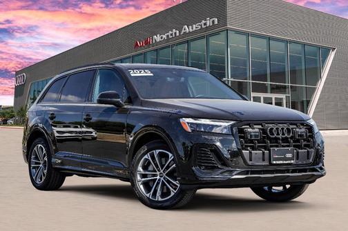 2025 Audi Q7 45 Premium