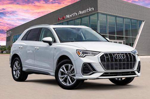 2024 Audi Q3 45 S line Premium