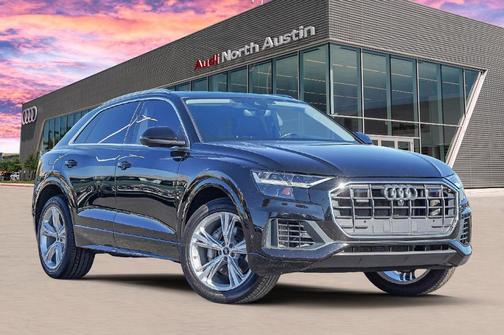 2022 Audi Q8 55 Premium Plus