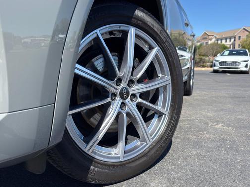 2022 Audi SQ5 3.0T Premium