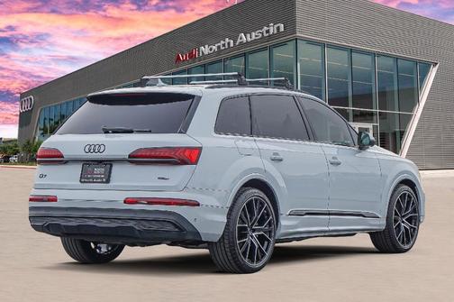 2022 Audi Q7 55 Prestige