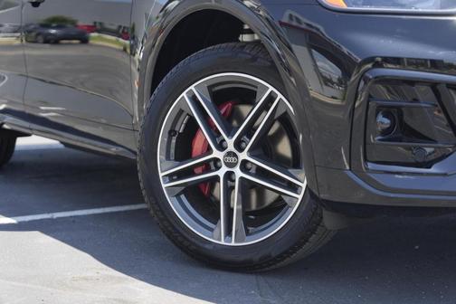 2025 Audi Q5 55 S line quattro Premium