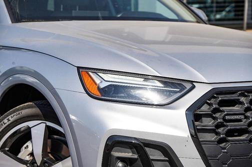 2022 Audi Q5 45 S line quattro Premium