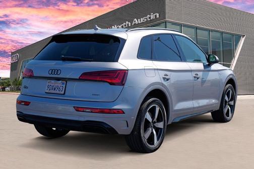 2022 Audi Q5 45 S line quattro Premium