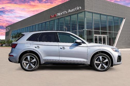 2022 Audi Q5 45 S line quattro Premium