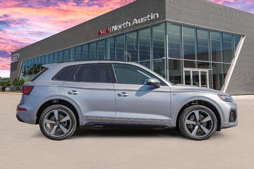2022 Audi Q5 45 S line quattro Premium