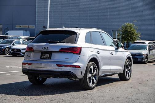 2022 Audi Q5 45 S line quattro Premium