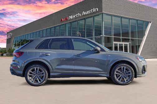 2025 Audi Q3 45 S line Premium