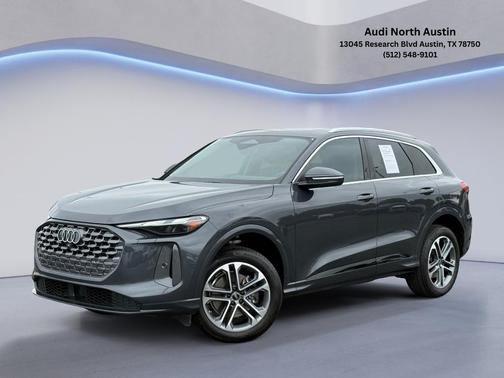 Tambora Gray Metallic 2025 Audi Q5 2.0T quattro Premium