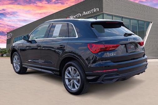 2025 Audi Q3 45 S line Premium