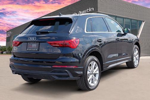 2025 Audi Q3 45 S line Premium