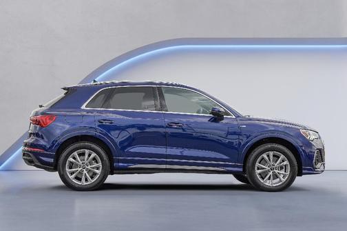 2025 Audi Q3 45 S line Premium