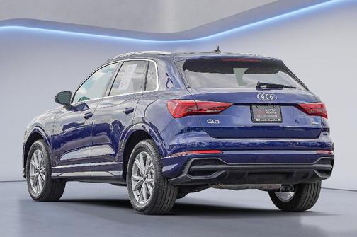 2025 Audi Q3 45 S line Premium
