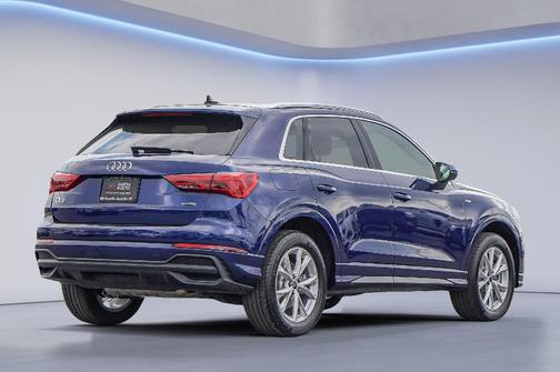 2025 Audi Q3 45 S line Premium