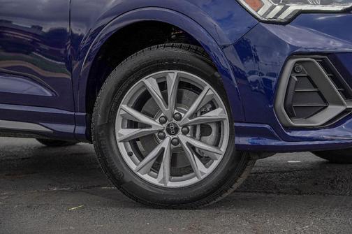 2025 Audi Q3 45 S line Premium