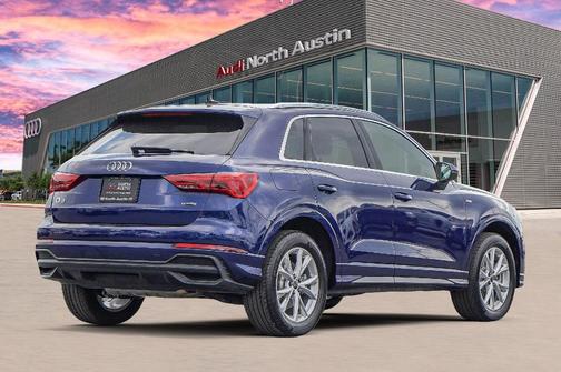 2025 Audi Q3 45 S line Premium
