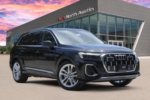 2025 Audi Q7 55 Premium