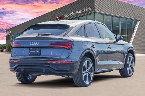 2023 Audi Q5 45 S line Premium Plus