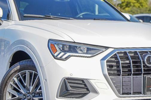 2021 Audi Q3 40 Premium
