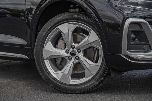 2022 Audi Q5 45 S line quattro Premium