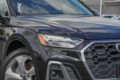 2022 Audi Q5 45 S line quattro Premium