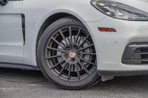 2018 Porsche Panamera 4S