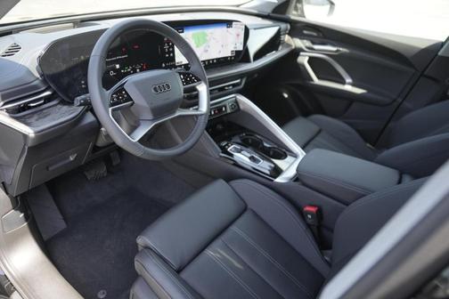 2025 Audi Q5 2.0T quattro Premium