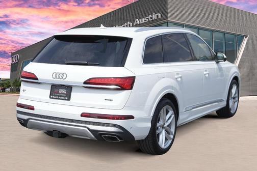 2025 Audi Q7 55 Premium