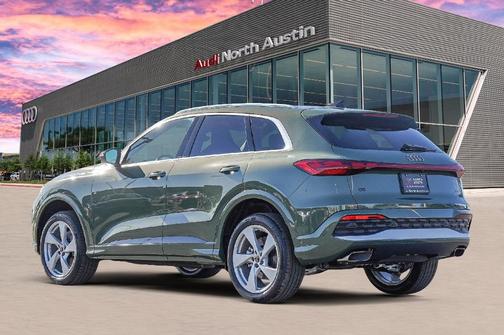 2025 Audi Q5 2.0T quattro Premium