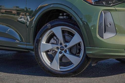 2025 Audi Q5 2.0T quattro Premium