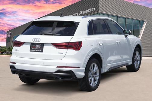 2022 Audi Q3 45 S line Premium