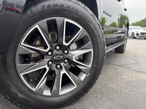 Black 2021 Chevrolet Suburban Z71
