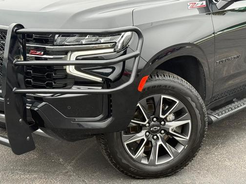 Black 2021 Chevrolet Suburban Z71