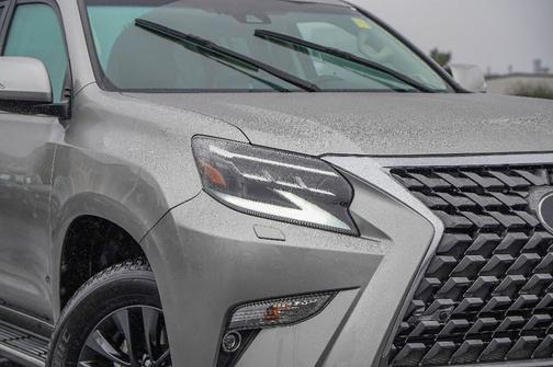 2023 Lexus GX 460 Base